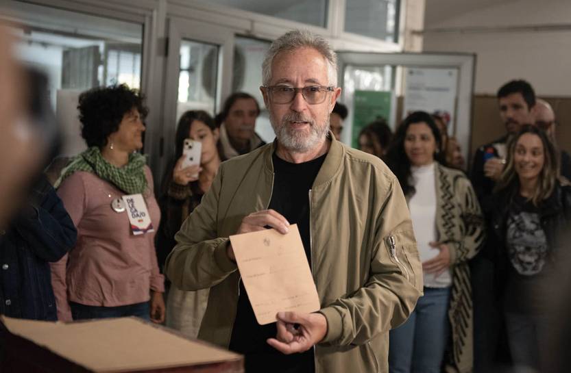 20250511 votacion de schelotto