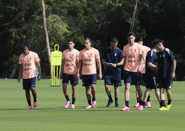 Entrenamiento de la selección uruguaya, el 13 de junio, en Playa del Carmen. · Foto: Ulises Isaac