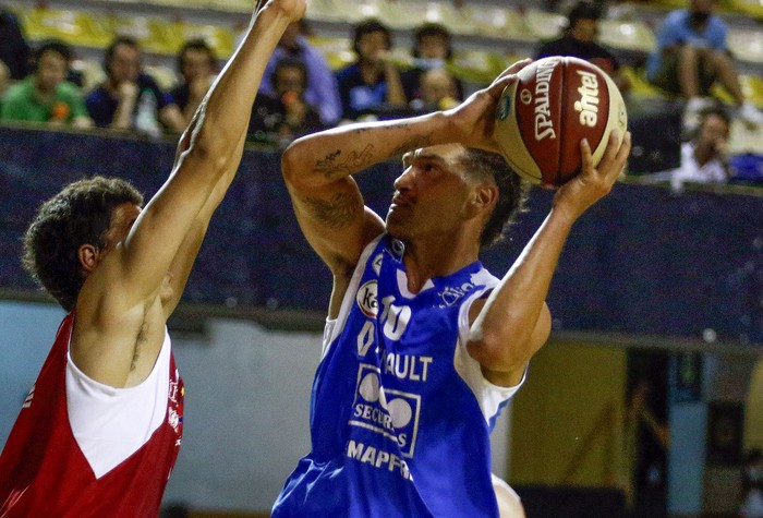 Nicola Pomoli en el Palacio Peñarol (archivo, marzo de 2021). · Foto: Ernesto Ryan