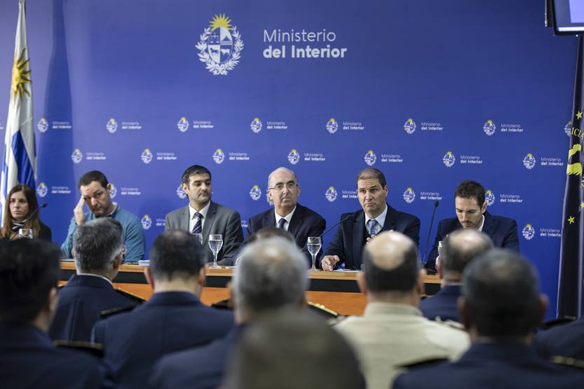 20230710  minterior