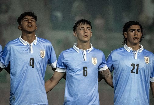 Foto principal del artículo 'Uruguay y Brasil empataron 1-1 en el Sudamericano sub 15' · Foto: AUF