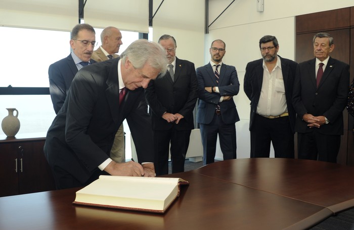 Asunción de José Bayardi. Foto: Presidencia. 