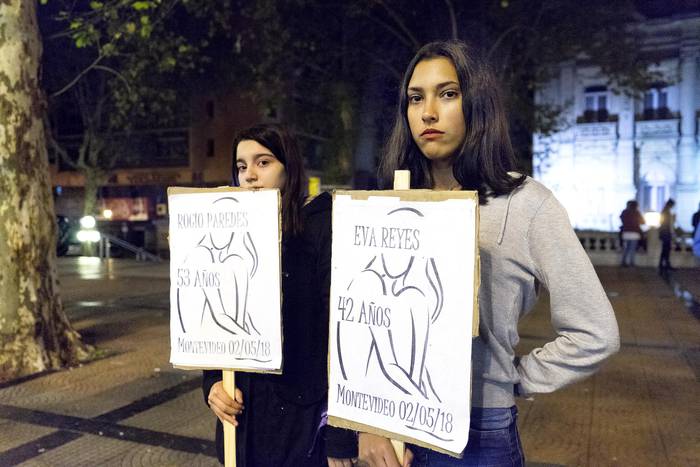 Alerta feminista, manifestación contra el asesinato de mujeres en Av. 18 de julio el 12 de mayo de 2018. · Foto: Mariana Greif