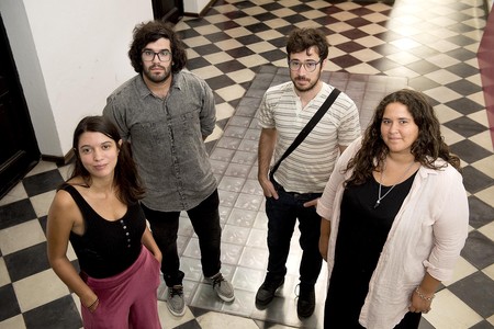 Julieta Sierra, Felipe Mahía, Mateo Carvalho y Lucía Zapata. · Foto: Andrés Cuenca Julieta Sierra, Felipe Mahía, Mateo Carvalho y Lucía Zapata. · Foto: Andrés Cuenca