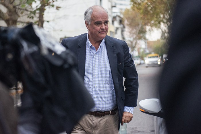 Gustavo Penadés llegando a Fiscalía, el 25 de mayo de 2023. · Foto: Alessandro Maradei