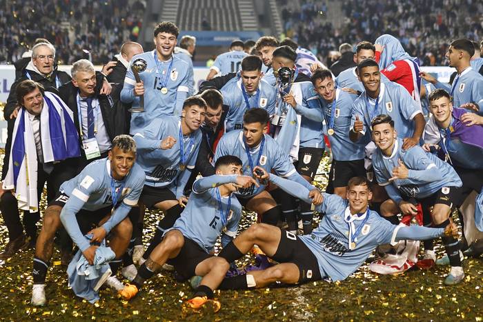 Termino el primer partido - La selección de Uruguay
