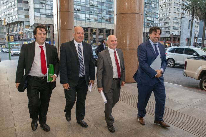 Conrado Rodríguez, Germán Coutinho, Jorge Alvear y Adrián Peña, en la Torre Ejecutiva (18.04.2023). · Foto: Alessandro Maradei