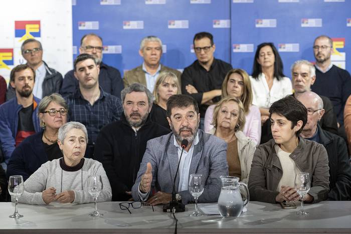 Conferencia de prensa del Frente Amplio en la Huella de Seregni (05.11.2023). · Foto: Alessandro Maradei