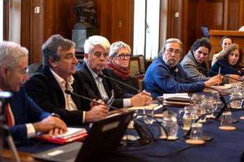 Comisión por Caja de Profesionales de la Cámara de Senadores, el 4 de junio. · Foto: Mara Quintero
