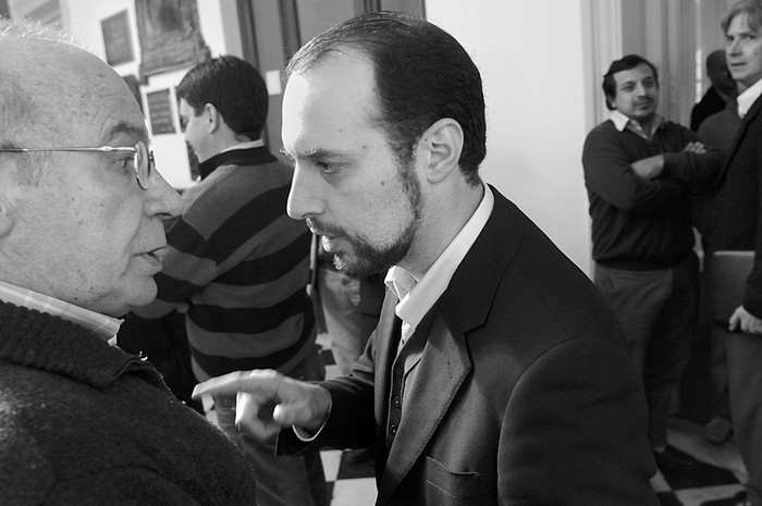 Alfredo Solari y Fernando Amado, ayer, luego de la conferencia de prensa en la Casa del Partido Colorado.  · Foto: Pablo Nogueira