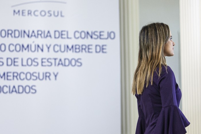 Carolina Ache, en la Cumbre del Mercosur, el 6 de diciembre, en el edificio Mercosur. · Foto: .