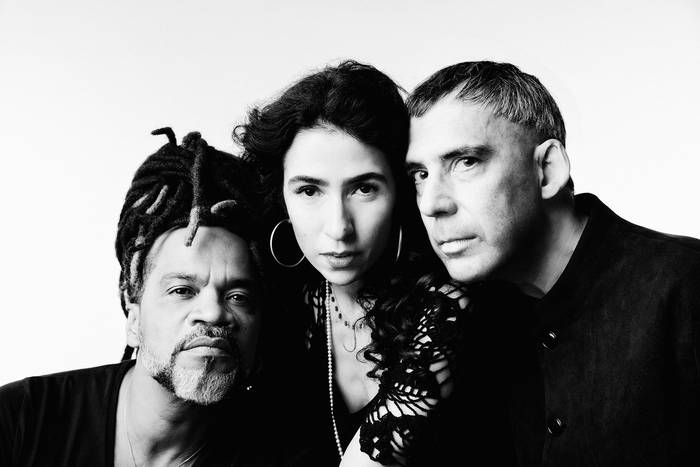 Carlinhos Brown, Marisa Monte y Arnaldo Antunes,Tribalistas.  · Foto: Difusión
