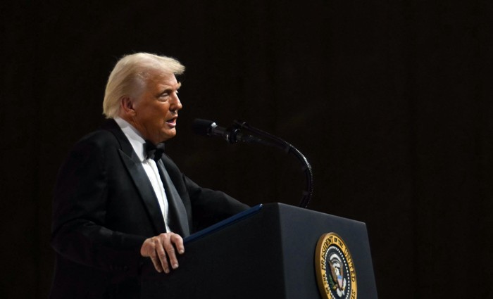 Donald Trump, el 20 de enero, en el Centro de Convenciones Walter E. Washington en Washington. · Foto: Jim Waston, AFP