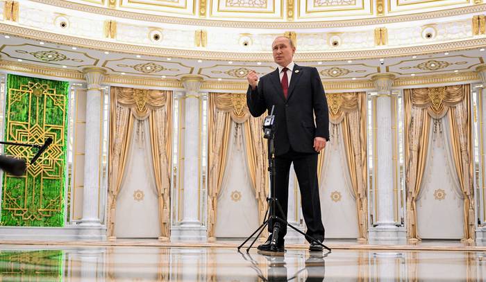 Vladimir Putin en conferencia de prensa el 29 de junio de 2022. · Foto: Dmitry Azarov, Sputnik, AFP