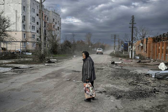 Aldea de Arkhanhelske, en la región de Kherson, el 3 de noviembre. · Foto: Bulent Kilic, AFP