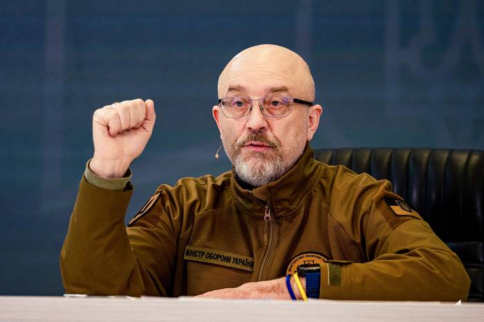 Oleksii Reznikov, exministro de Defensa de Ucrania, durante una conferencia de prensa en Kiev (archivo, febrero de 2023). · Foto: Dimitar Dilkoff / AFP