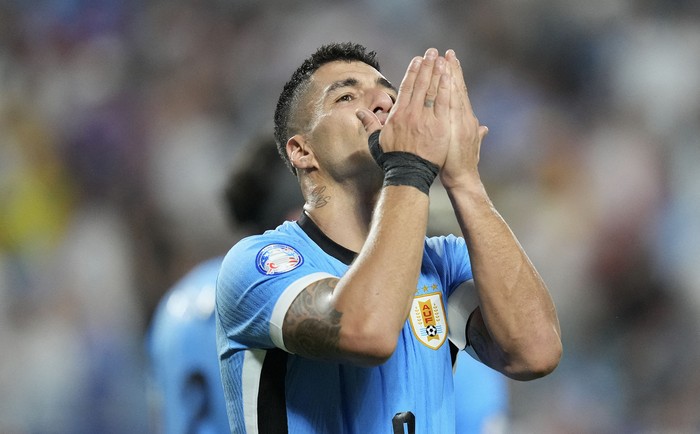 Luis Suárez, luego de anotar el segundo gol de Uruguay a Canadá, el 13 de julio, en Carolina del Norte. · Foto: Grant Halverson / AFP