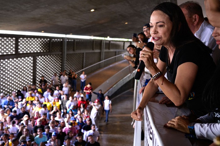 María Corina Machado, líder de la oposición venezolana, el 14 de julio, en un acto de campaña en la Universidad Central de Venezuela, en Caracas. · Foto: Gabriela Oraá, AFP