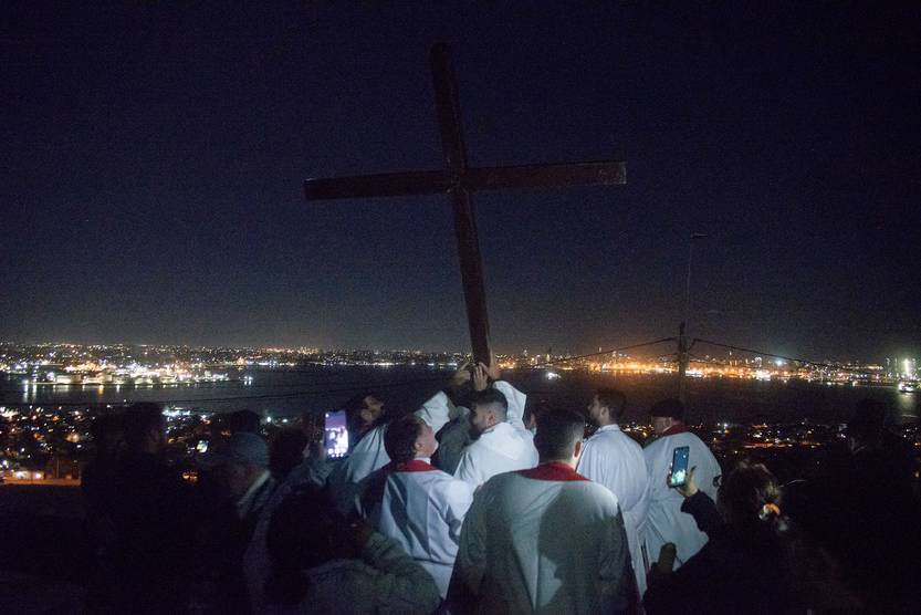 20250408 TURISMO  via crucis