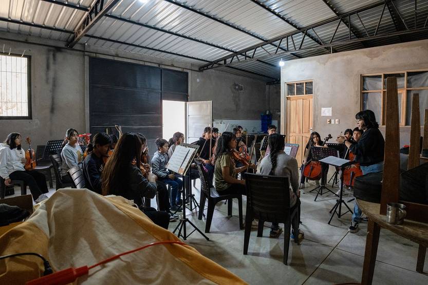 Lento 153 - La música salva siempre 01