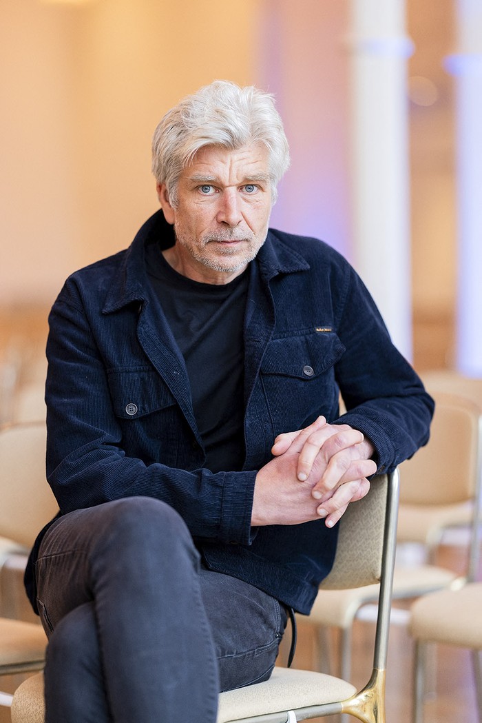 Karl Ove Knausgård en el festival de literatura Lit. Cologne, el 6 de abril de 2022. · Foto: Rolf Vennenbernd / DPA / AFP