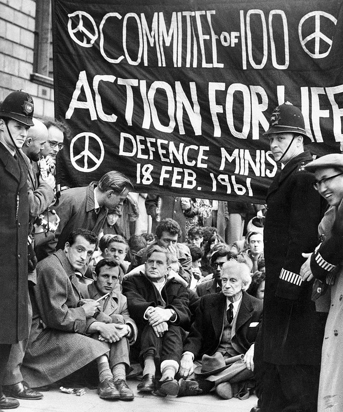 E. P. Thompson durante una manifestación contra las armas nucleares en Oxford, Inglaterra, en 1980. Foto: Kim Traynor, Wikipedia.