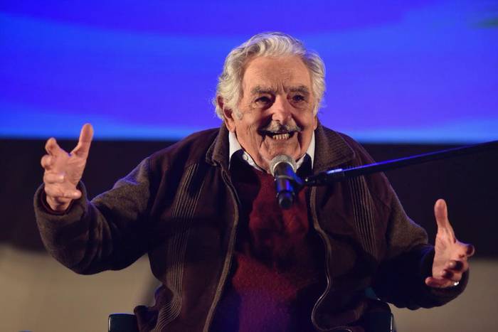 El ex presidente José Mujica durante su discurso en la celebración de los 30 años del MPP en el Parque Capurro. · Foto: Ricardo Antúnez, adhocFOTOS