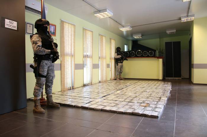 Foto principal del artículo 'Larrañaga informó que se incautaron unos 400 kilos de cocaína, con un valor de 3.400.000 dólares'
