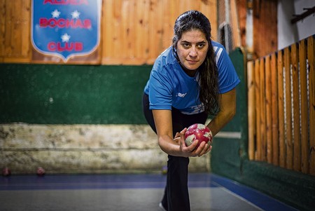 Yamila Fernández durante el Campeonato Nacional de Bochas, en el Club Aldea.
· Foto: Natalia Rovira Yamila Fernández durante el Campeonato Nacional de Bochas, en el Club Aldea.
· Foto: Natalia Rovira