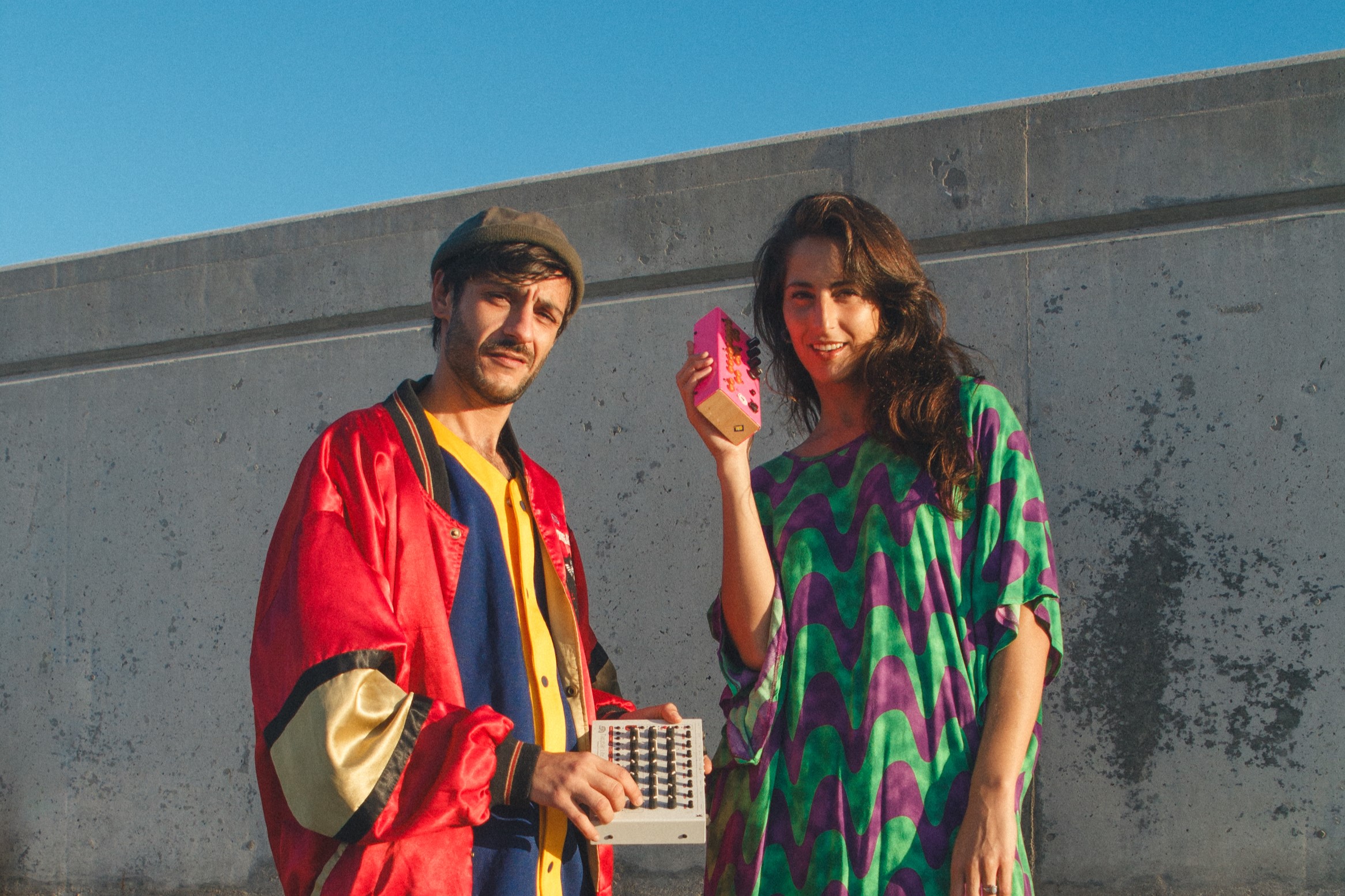 Manglus en colaboración con Banda Sonora Selectores